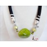 Collier elégant, en ivoire végétal vert