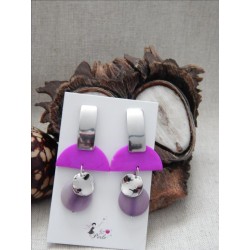 Boucles d'oreilles en ivoire végétal violettes