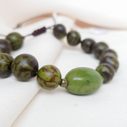 •	bracelet éthique et durable en graines d’açaï