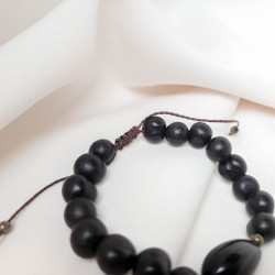 •	bracelet éthique et durable en graines d’açaï