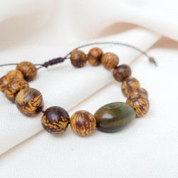 •	bracelet éthique et durable en graines d’açaï
