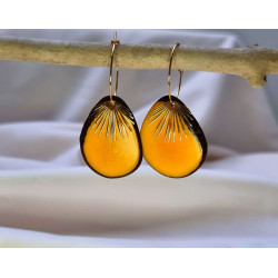 Boucles, type créole en ivoire végétal