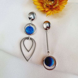 Boucles d'oreilles asymetriques en ivoire végétal et acier inoxydable