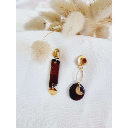 Boucles d'oreilles asymétriques en ivoire végétal, couleurs multiples