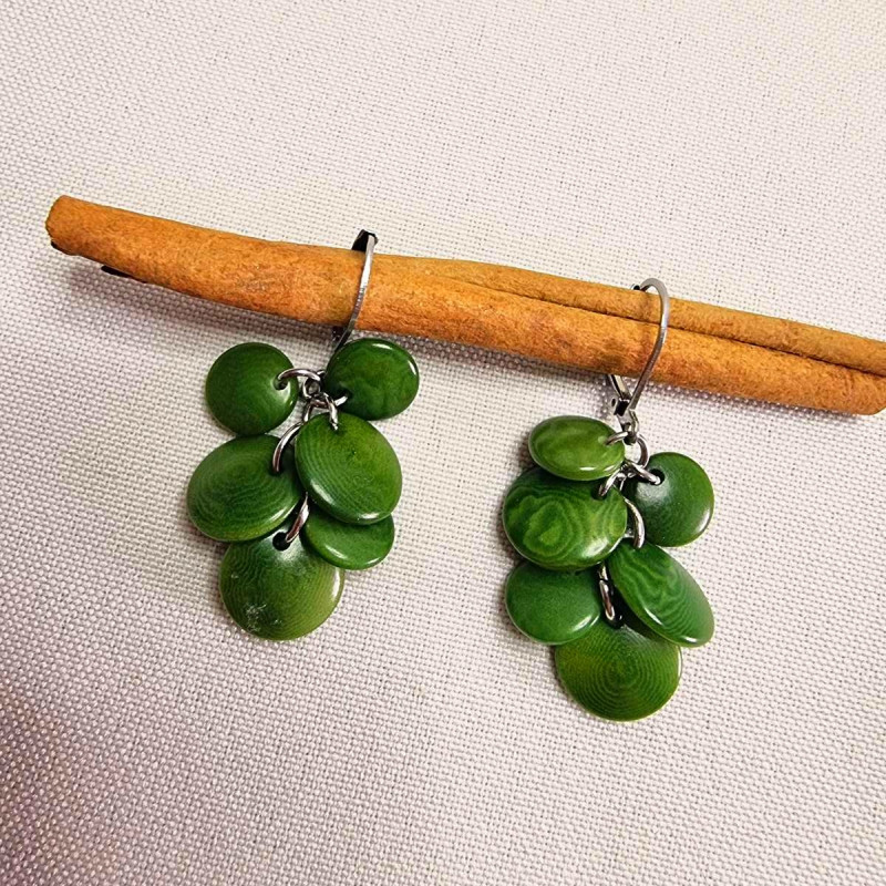 Boucles d'oreilles grappe en ivoire végétal