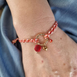 Bracelet réglable composé de breloques en tagua, couleur rouge, et breloque au choix en acier inoxydable